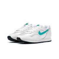 Nike WMNS Outburst (AO1069-107)